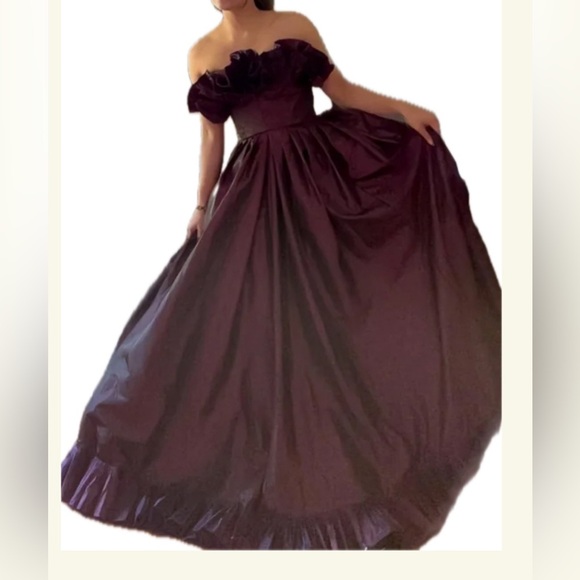 Victor Costa Vintage Plum Taffeta Off-Shoulder Gown Dark Romance Victorian - Picture 1 of 15